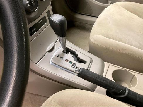 Used 2013 Toyota Corolla LE image 15