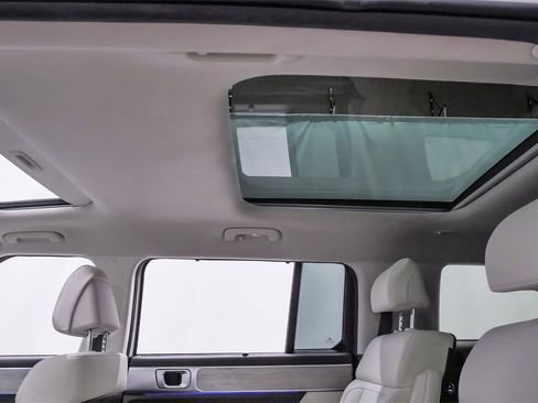 Used 2025 Hyundai Santa Fe Calligraphy image 12