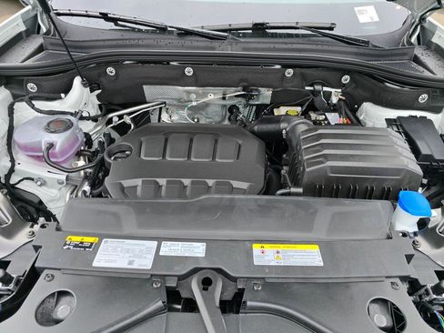 New 2026 Volkswagen Atlas Peak Edition AWD/4WD image 11