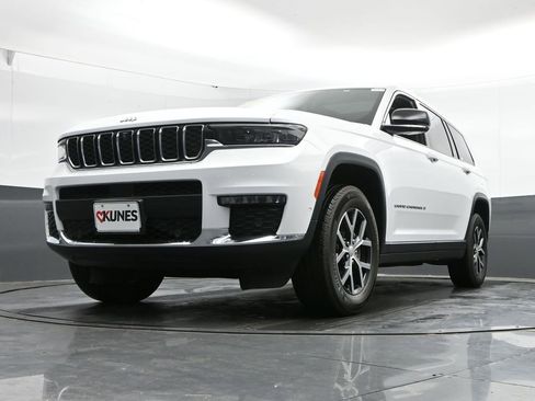 Used 2024 Jeep Grand Cherokee L Limited w/ Luxury Tech Group II AWD/4WD image 45