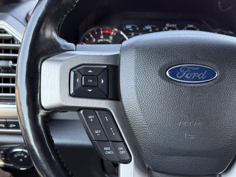 Used 2017 Ford F250 Platinum w/ Platinum Ultimate Package AWD/4WD image 24