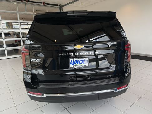 New 2026 Chevrolet Suburban LT image 4
