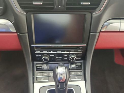 Used 2015 Porsche 911 Targa 4S image 25