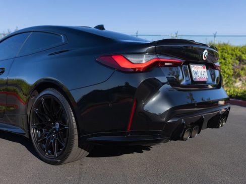 Used 2023 BMW M4 xDrive Competition AWD/4WD image 28