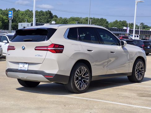 Used 2025 BMW X3 xDrive30i w/ Premium Package AWD/4WD image 4