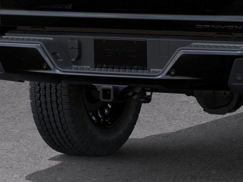New 2026 GMC Canyon Denali w/ LPO, Denali Black Edition image 14
