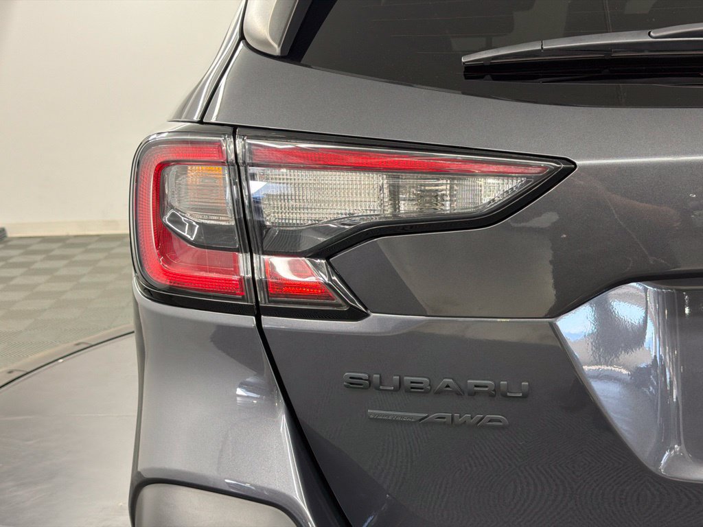 Used 2023 Subaru Outback Onyx Edition XT w/ Tech Package 2 AWD/4WD image 14