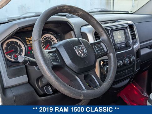 Used 2019 RAM 1500 Classic SLT image 21