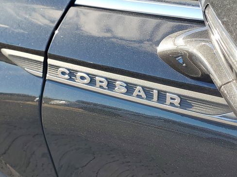 New 2025 Lincoln Corsair Reserve image 7