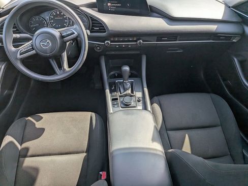 Used 2020 MAZDA MAZDA3 Sedan image 12