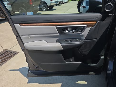 Used 2017 Honda CR-V EX-L image 13