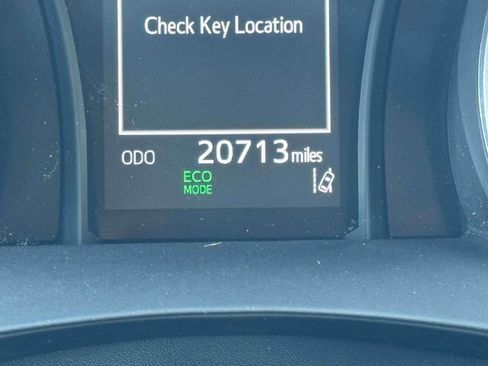 Used 2022 Toyota Camry LE FWD image 28