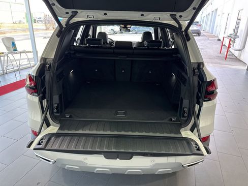 New 2026 BMW X5 xDrive40i w/ Premium Package image 9