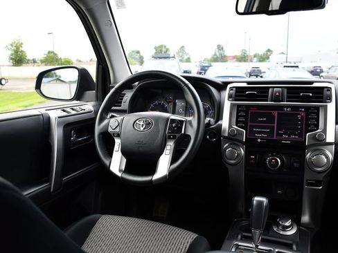 Used 2024 Toyota 4Runner SR5 AWD/4WD image 22