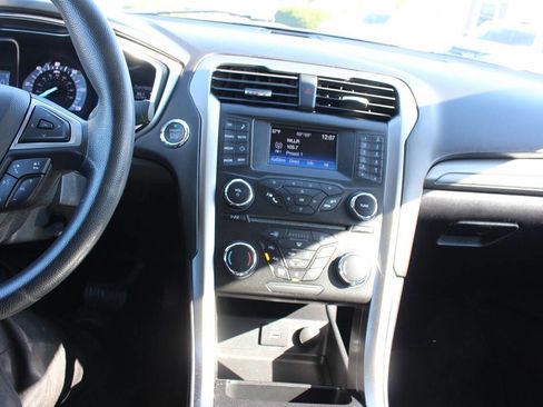 Used 2018 Ford Fusion S image 12