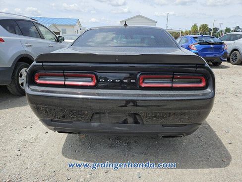 Used 2018 Dodge Challenger R/T Plus image 8