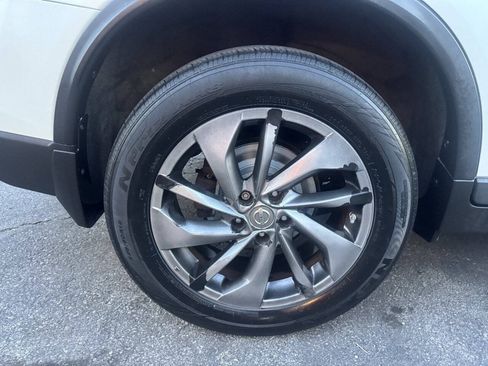 Used 2015 Nissan Rogue SL w/ SL Premium Package AWD/4WD image 25