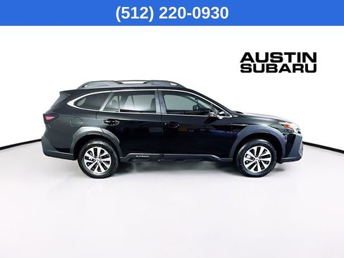Used 2025 Subaru Outback Premium AWD/4WD image 9