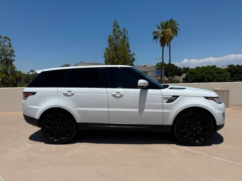 Used 2015 Land Rover Range Rover Sport HSE AWD/4WD image 10