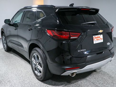 Used 2024 Chevrolet Blazer LT FWD image 9