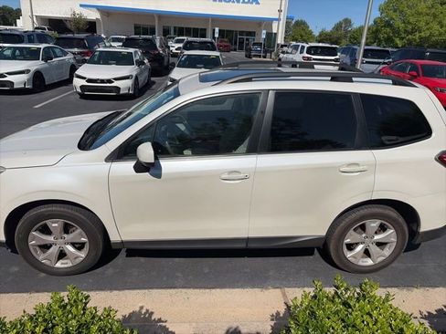 Used 2014 Subaru Forester 2.5i Premium w/ All-Weather Package AWD/4WD image 1