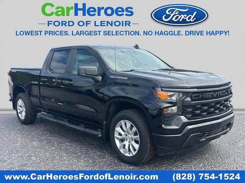 Used 2024 Chevrolet Silverado 1500 Custom AWD/4WD image 1