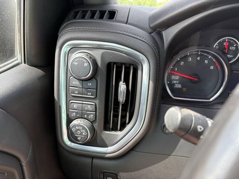 Used 2019 Chevrolet Silverado 1500 RST AWD/4WD image 18