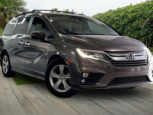 Used 2019 Honda Odyssey EX image 9