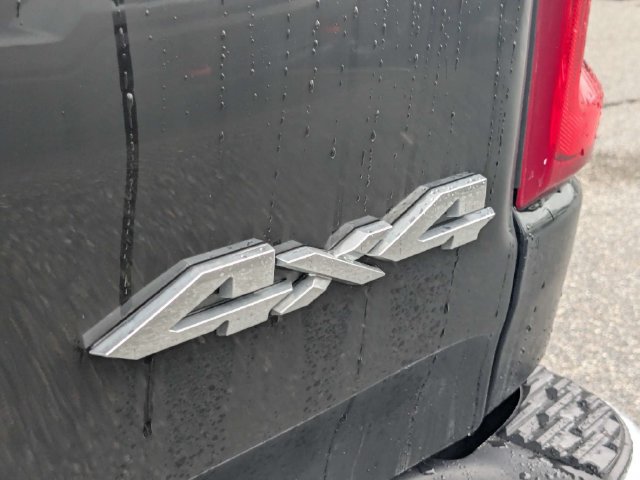 Used 2026 RAM 1500 Laramie AWD/4WD image 13