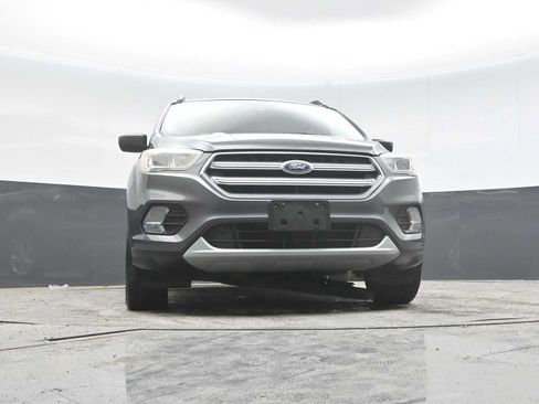 Used 2017 Ford Escape SE w/ Equipment Group 201A AWD/4WD image 27