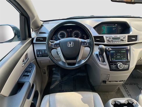 Used 2016 Honda Odyssey EX-L image 22