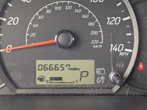 Used 2022 Mitsubishi Mirage ES image 28