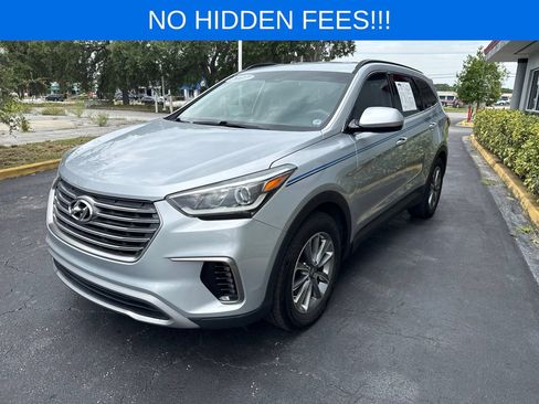 Used 2017 Hyundai Santa Fe SE w/ Cargo Package FWD image 3