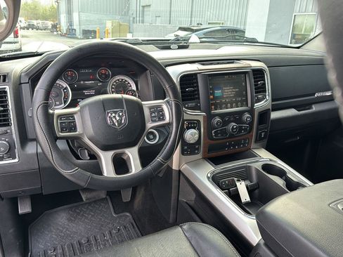 Used 2016 RAM 1500 Laramie w/ Convenience Group image 16