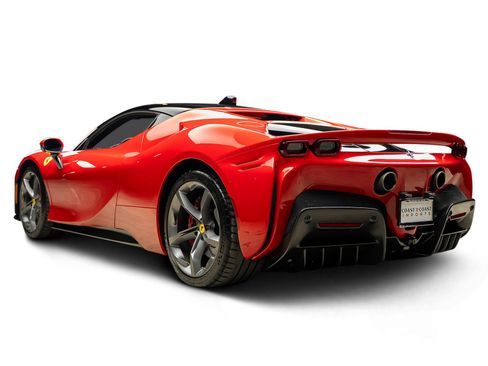 Used 2022 Ferrari SF90 Stradale image 3
