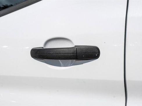 Used 2016 Ford Transit 350 XL image 36