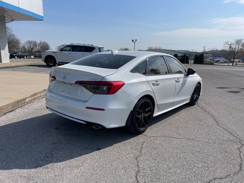 Used 2023 Honda Civic Sport image 8