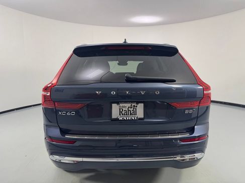 Used 2023 Volvo XC60 B5 Plus AWD/4WD image 6