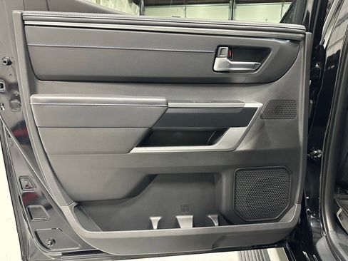 Used 2025 Toyota Tundra Platinum image 47