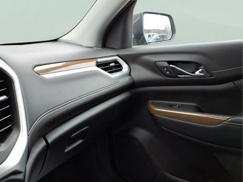 Used 2020 GMC Acadia SLE w/ Driver Convenience Package image 20