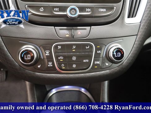 Used 2024 Chevrolet Malibu LT image 25