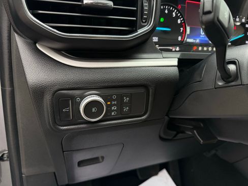 Used 2021 Ford Explorer XLT w/ Equipment Group 202A image 49