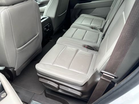 Used 2022 Chevrolet Tahoe Z71 AWD/4WD image 7