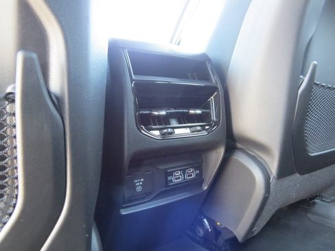 New 2025 Jeep Grand Cherokee 4WD image 16