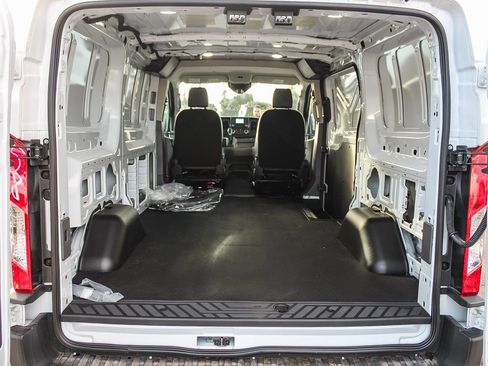 New 2025 Ford Transit 150 Low Roof image 27