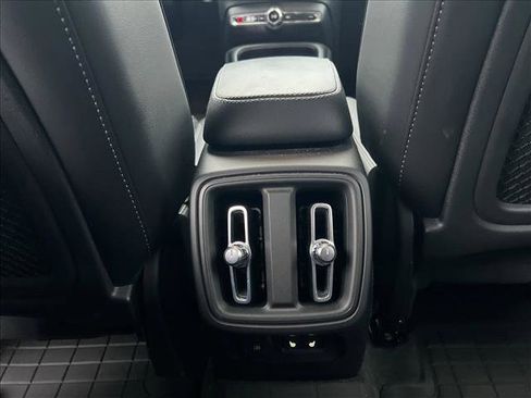 Used 2023 Volvo XC40 B5 Plus w/ Driver Assist Package image 18