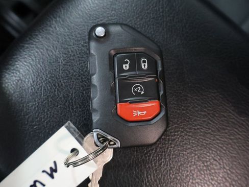 Used 2021 Jeep Wrangler Unlimited Sport AWD/4WD image 24