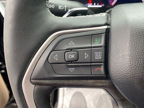 Used 2024 Jeep Grand Cherokee L Limited image 20