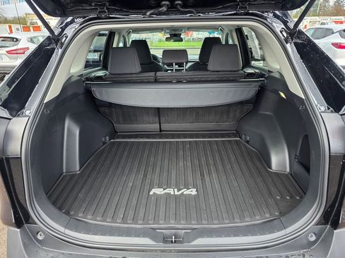 Used 2024 Toyota RAV4 LE image 22