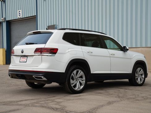 Used 2023 Volkswagen Atlas SE w/ Panoramic Sunroof Package image 13